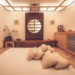 Mountain Plaza Hotel 4*