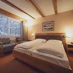 Mountain Plaza 4*