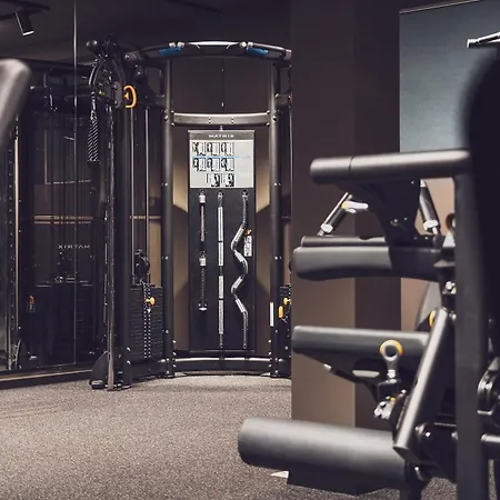 מלון Mountain Plaza 4*