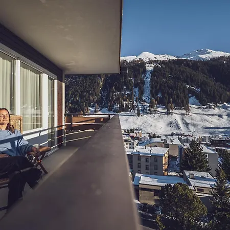 Mountain Plaza ホテル