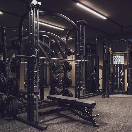 מלון Mountain Plaza 4*