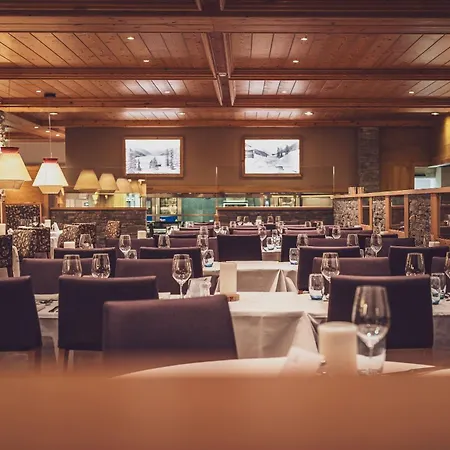 Mountain Plaza ホテル 4*