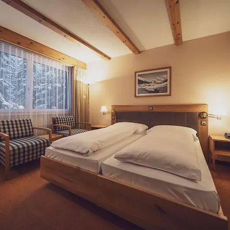 Mountain Plaza 4*