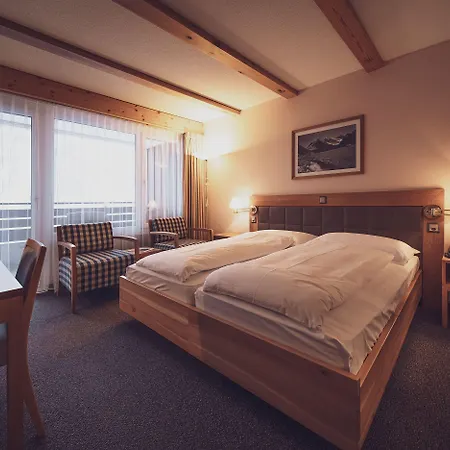 ホテル Mountain Plaza ダヴォス・プラッツ