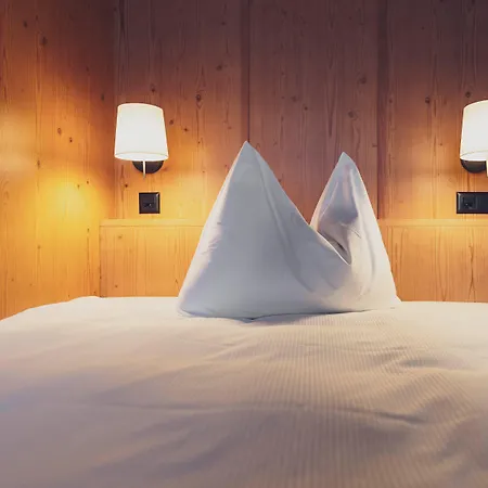 Hotel Mountain Plaza 4*
