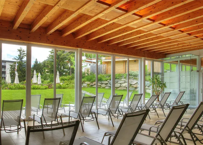 Mountain Plaza Hotel 4*