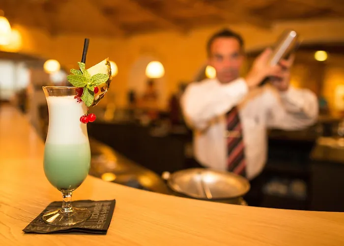 Ξενοδοχείο Mountain Plaza Νταβός