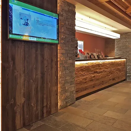 Otel Mountain Plaza 4*