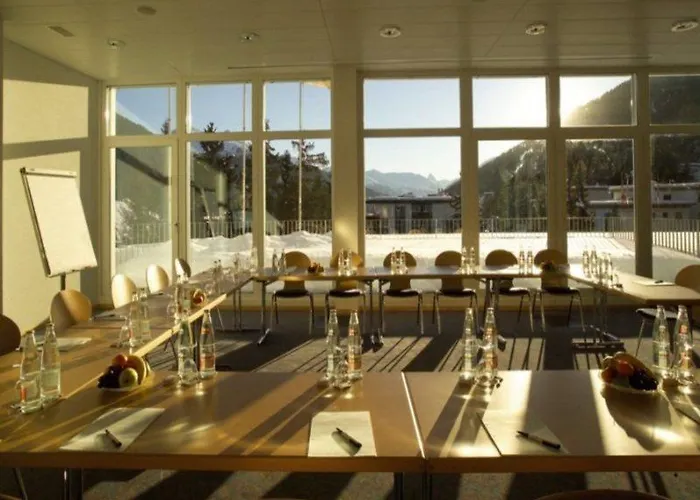 Otel Mountain Plaza 4*