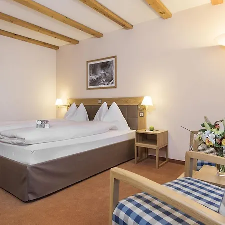 Mountain Plaza Hotel