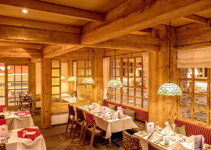 Mountain Plaza دافوس