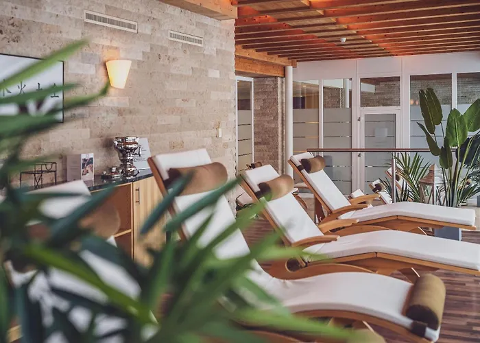 Mountain Plaza دافوس