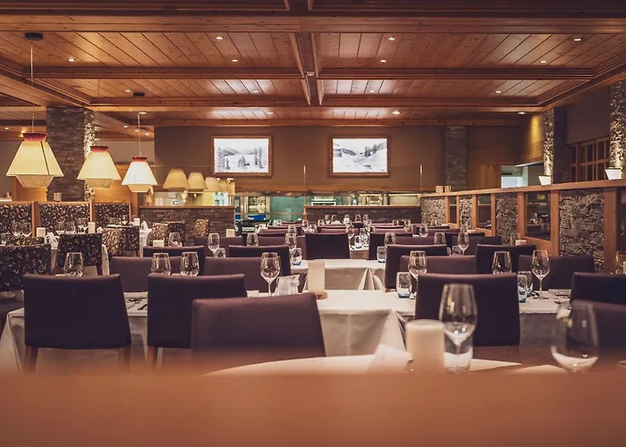 Mountain Plaza فندق 4*